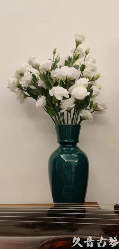 香港早安  人生如花，我们都是自己航船的船长。